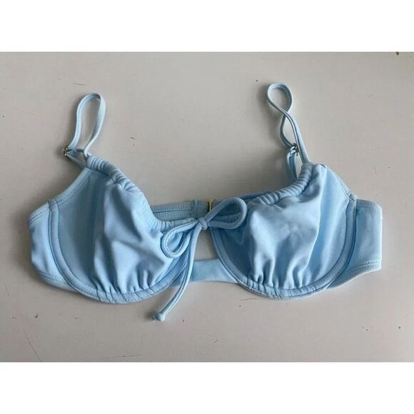 XHILARATION Bikini Top Women’s Sz M Underwire Light Blue Ruched - Picture 1 of 10